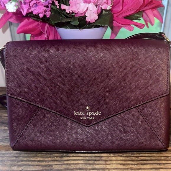 KATE SPADE Saffiano Leather Maroon Cedar Street Crossbody Bag Polkadot NWOT - Picture 3 of 12